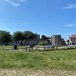 The Scheveningse Meisjes
