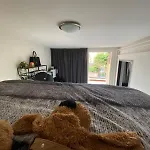The Scheveningse Meisjes Apartment *