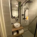 The Scheveningse Meisjes