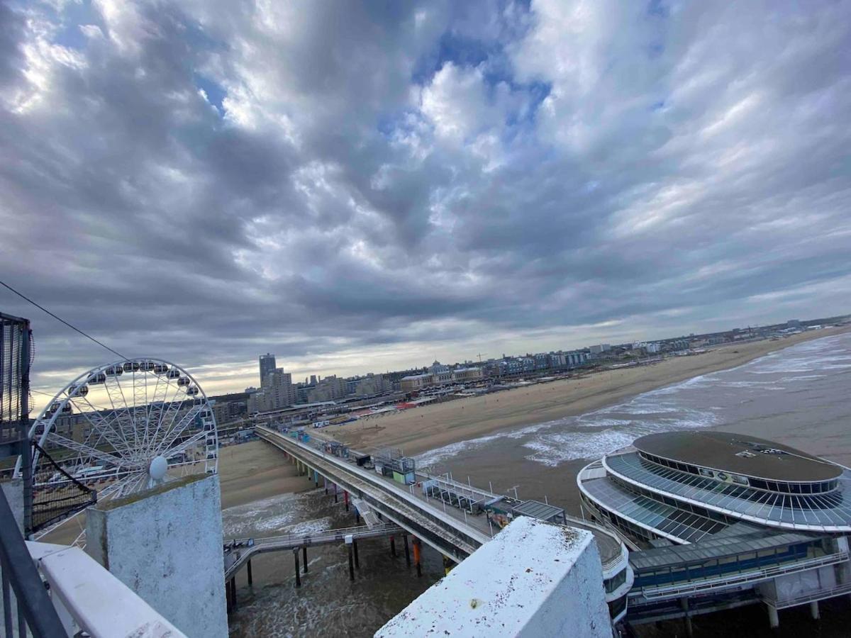 The Scheveningse Meisjes Appartement