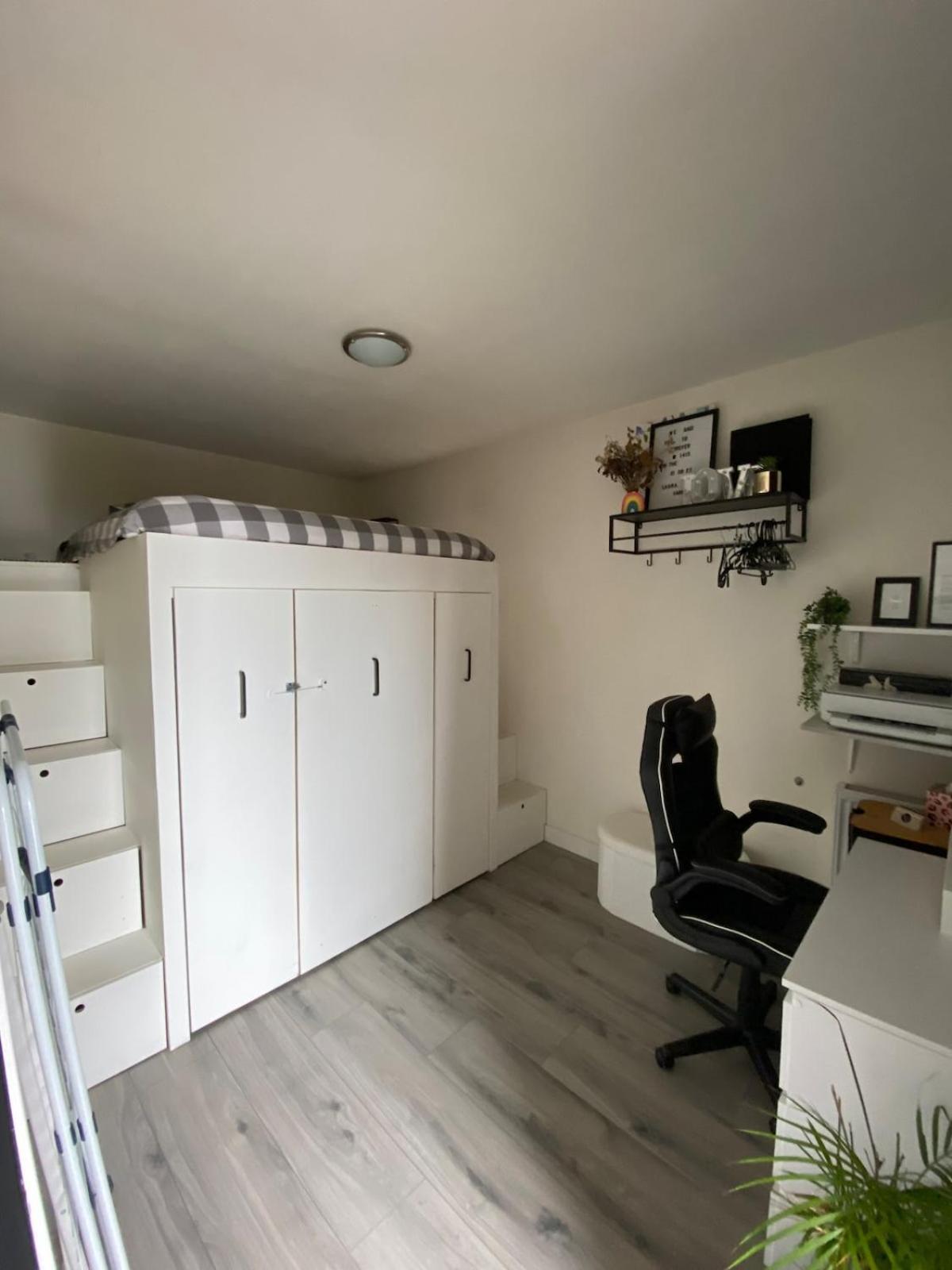 The Scheveningse Meisjes Appartement